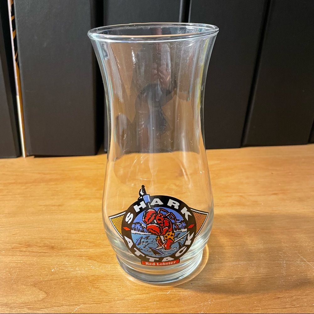 Vintage Red Lobster Shark Attack Hurricane Style Glass Home Bar